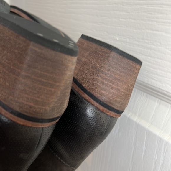 Dolce Vita Marley Gray Distressed Zip Booties - Picture 9 of 10